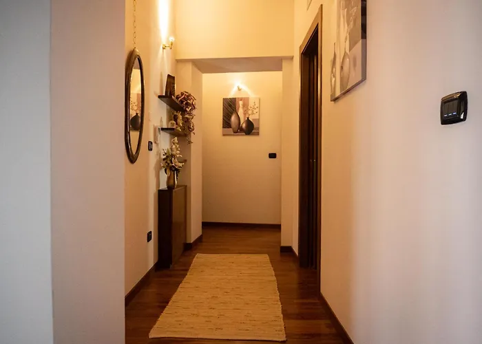 Gran Caffe Bed לינה וארוחת בוקר קסטרווילארי